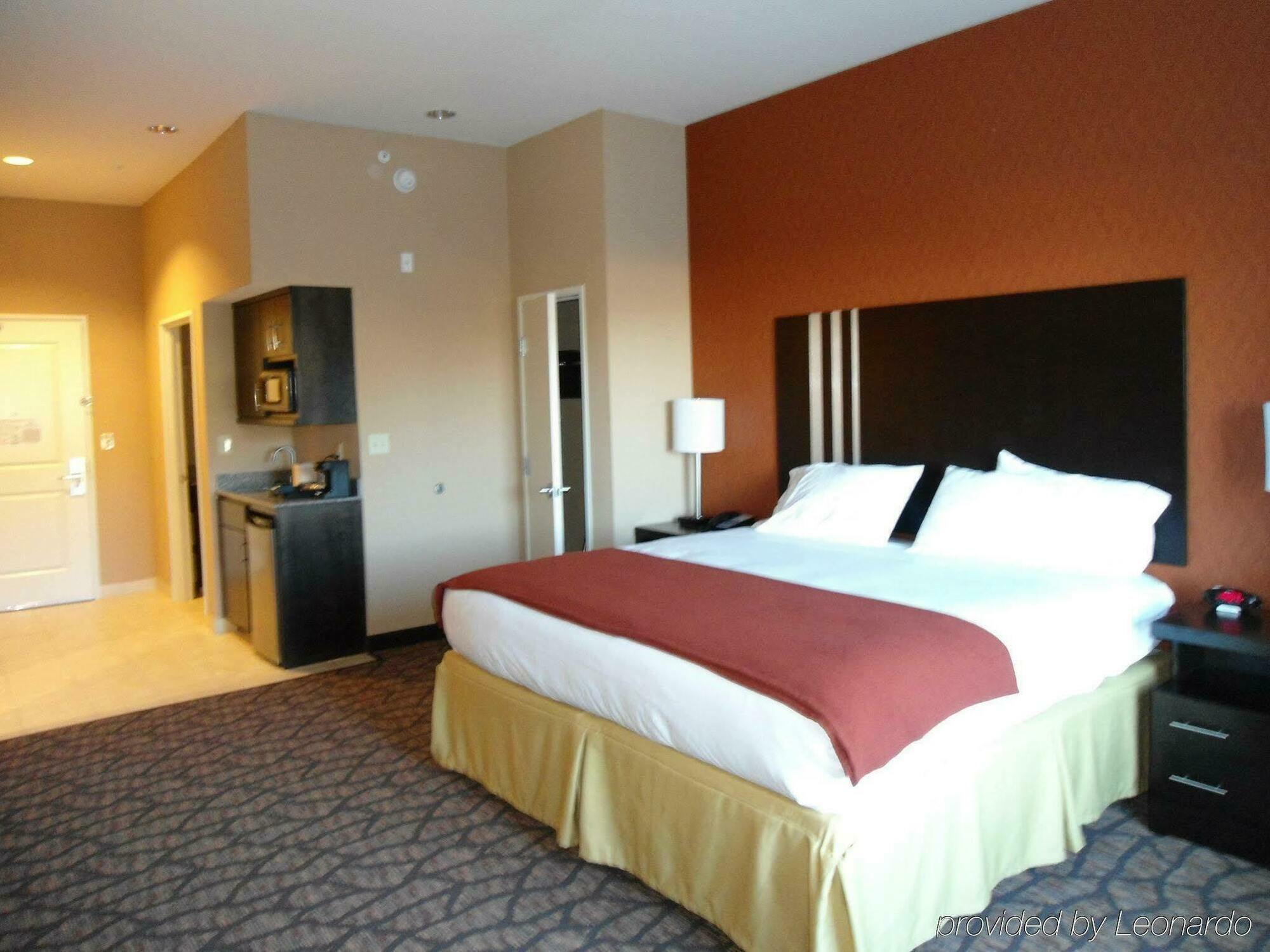 Express And By Ihg